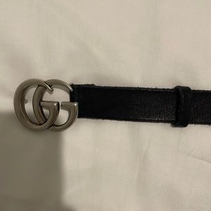 BLACK GUCCI BELT